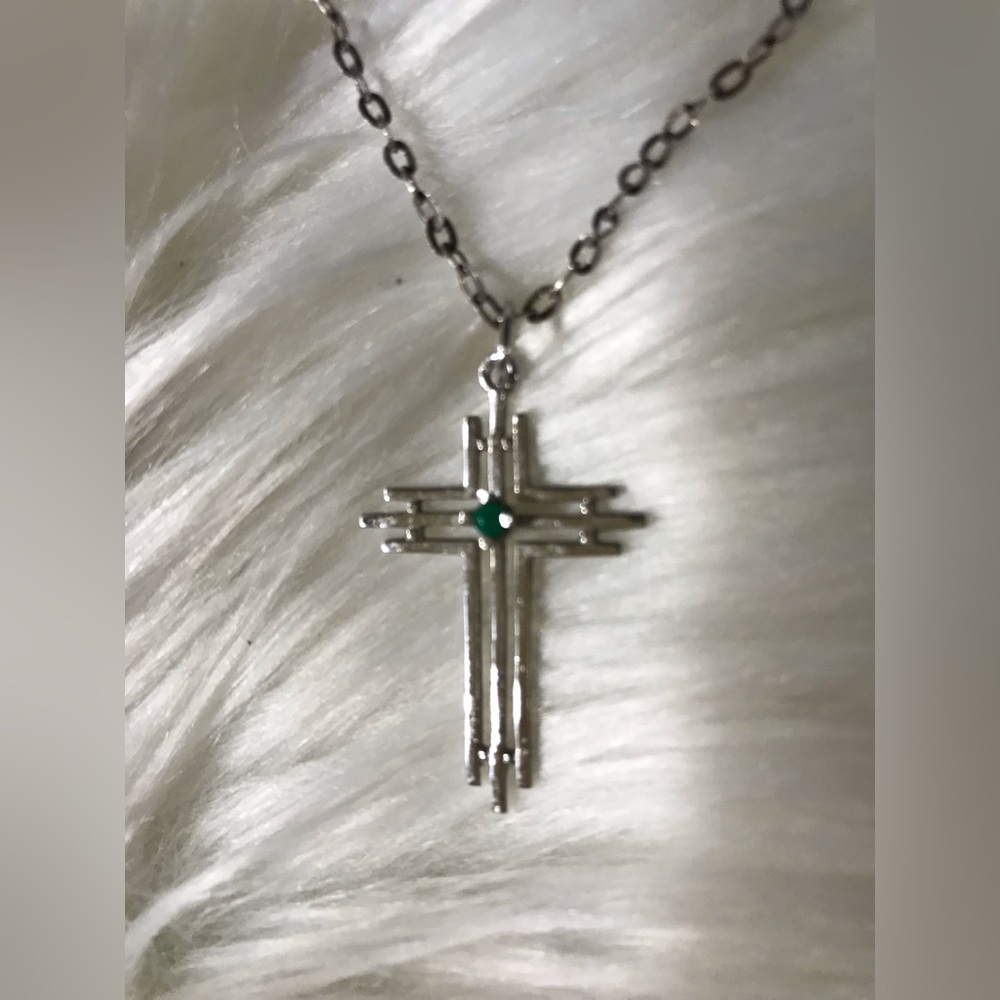 VINTAGE necklace•solid silver 925 chain•cross sterling silver; stone Gerald